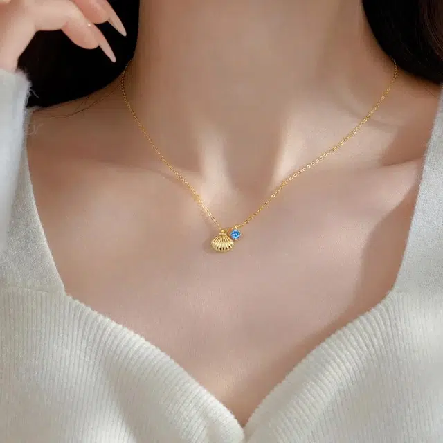 S925