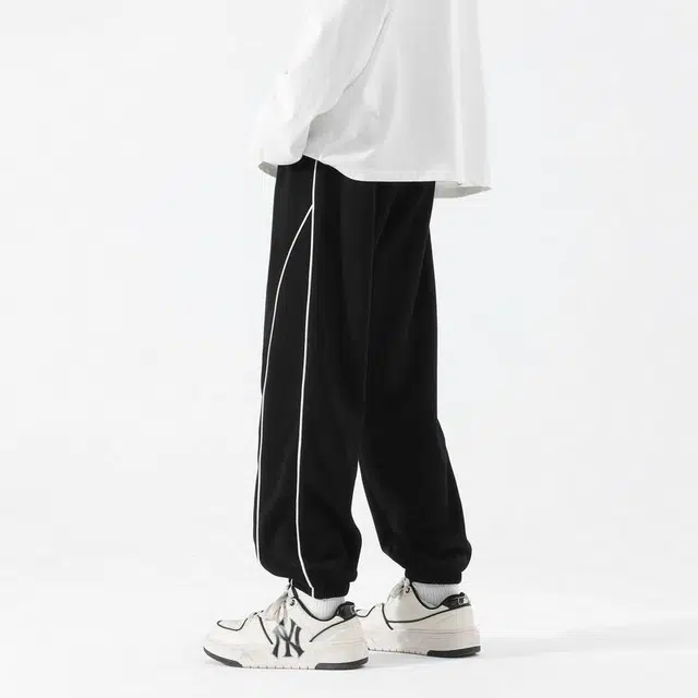 Ganbostore hiphop