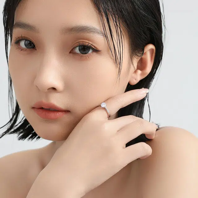 MISS XIA JWY