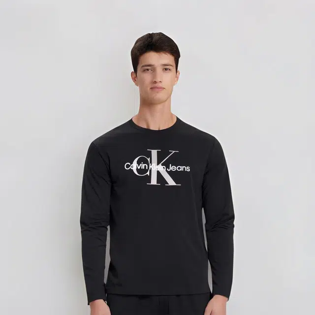 CALVIN KLEIN T