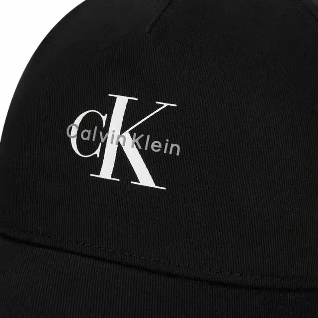CALVIN KLEIN