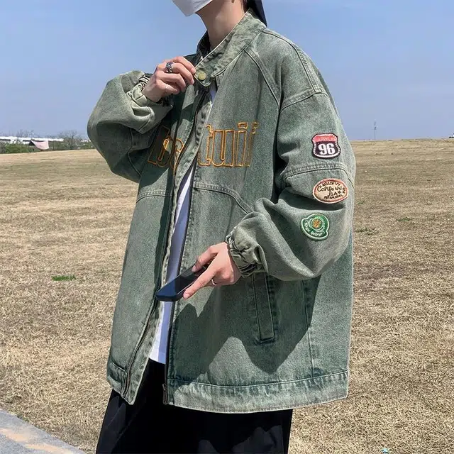玉儿恋 美式机车复古做旧立领刺绣宽松牛仔外套 男女同款 蓝色