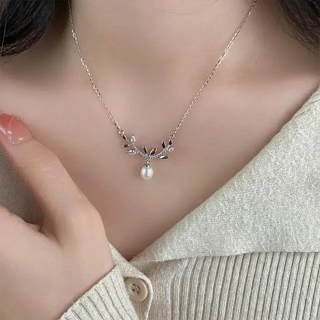 S925