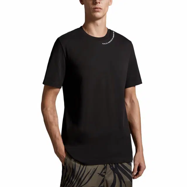 Moncler T