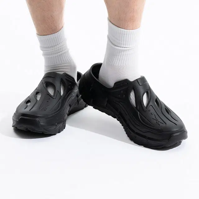 Reebok ZIG CLOG