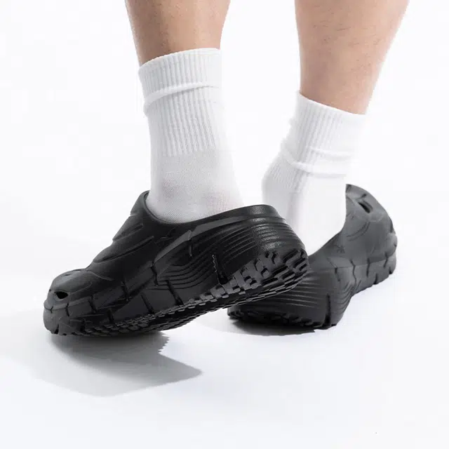 Reebok ZIG CLOG