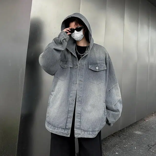 Fakeyoung