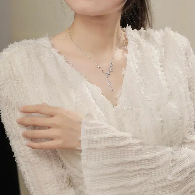S925