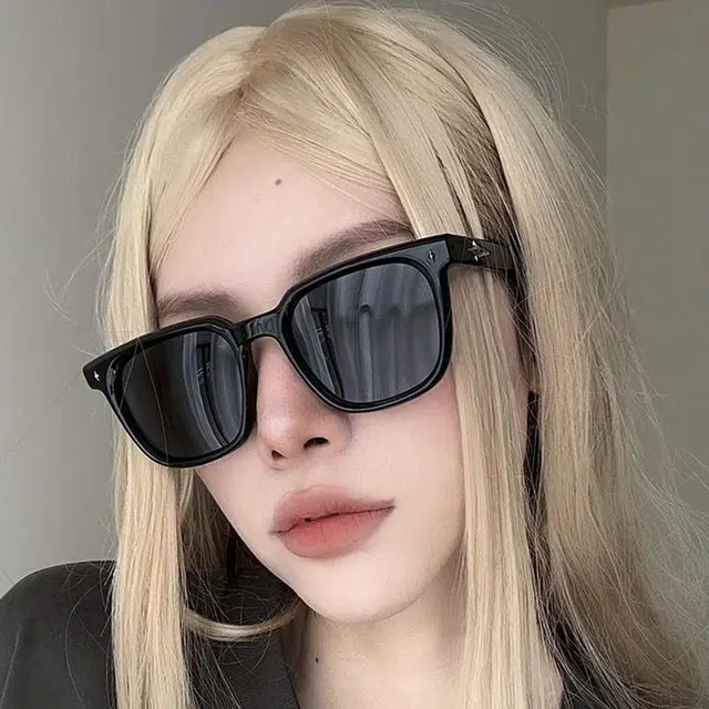 TR