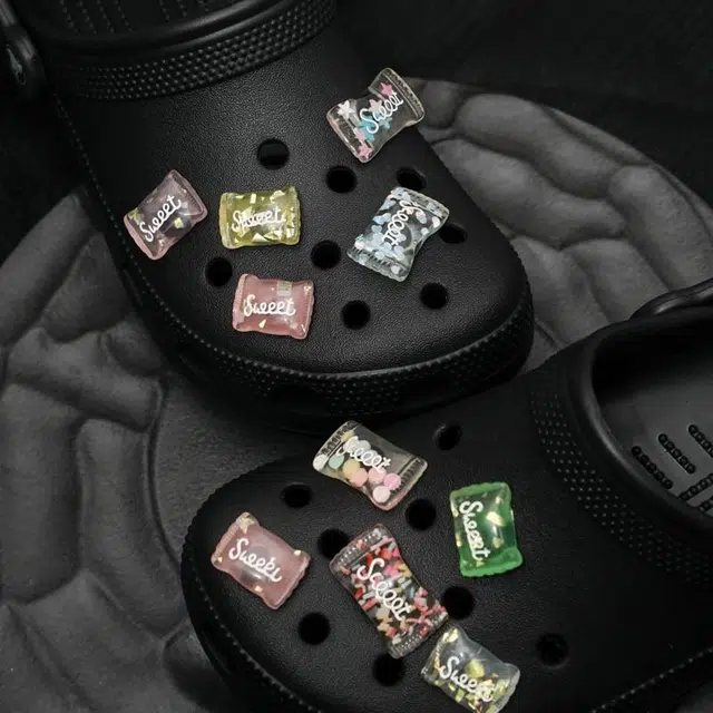 sweetDIY crocs