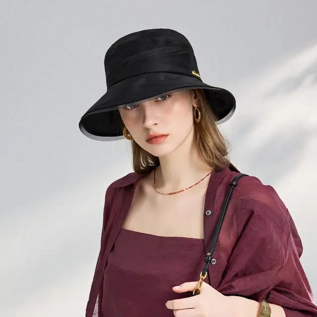 ELLE