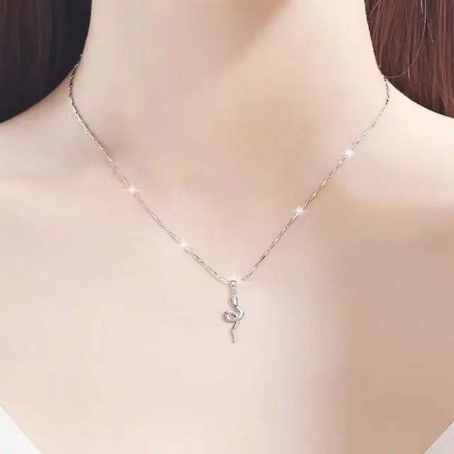 990