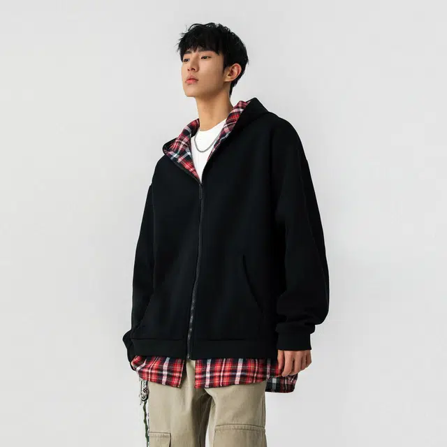 URBAN AUTHENTIC