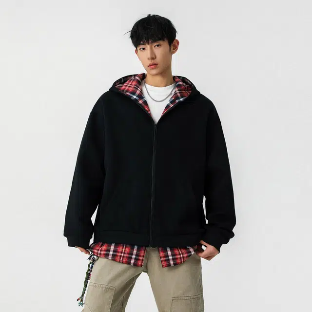 URBAN AUTHENTIC