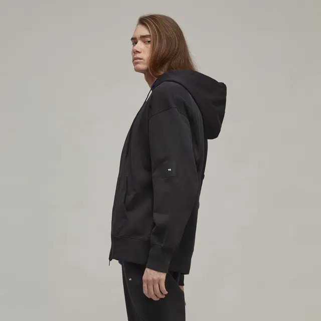 Y-3