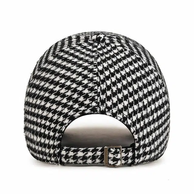 俞兆林 秋冬季韩版千鸟格亮钻字母百搭 涤纶 鸭舌帽 女款 黑色/咖啡色/米色