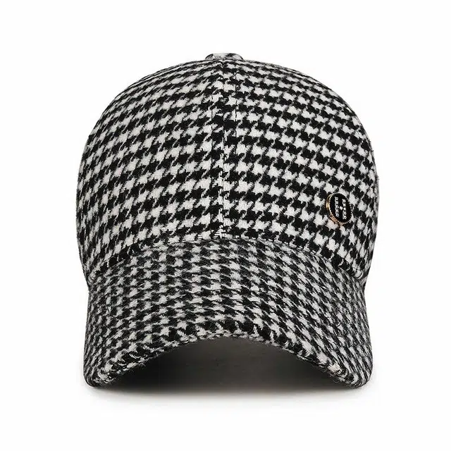 俞兆林 秋冬季韩版千鸟格亮钻字母百搭 涤纶 鸭舌帽 女款 黑色/咖啡色/米色