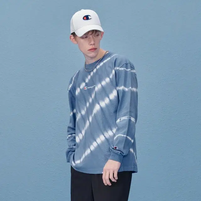 Champion SS23 Reverse Weave LogoT
