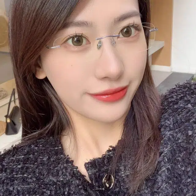 【联系客服可配度数】 佐川 超轻纯欲防蓝光眼镜素颜神器显脸小韩版潮流 方形 光学镜架 男女同款情侣款 可配度数 礼盒装