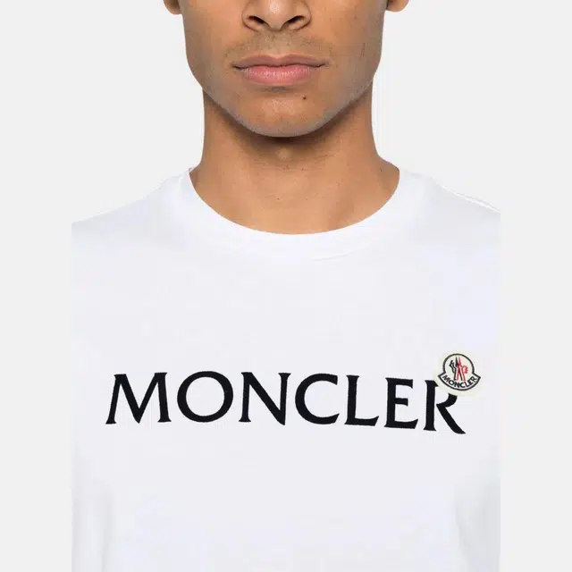 Moncler T