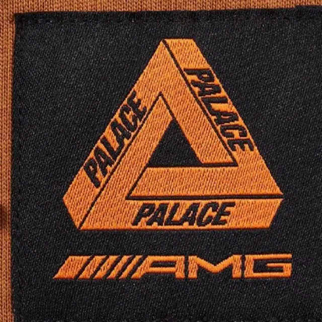 PALACE x AMG Palace Amg 2.0 Zip Hood Caramel