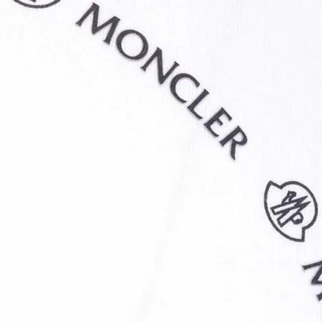 Moncler T
