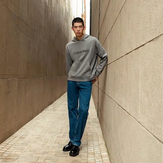 CALVIN KLEIN 90
