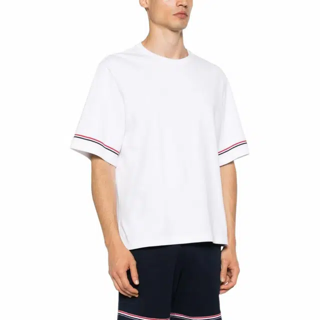 THOM BROWNE T
