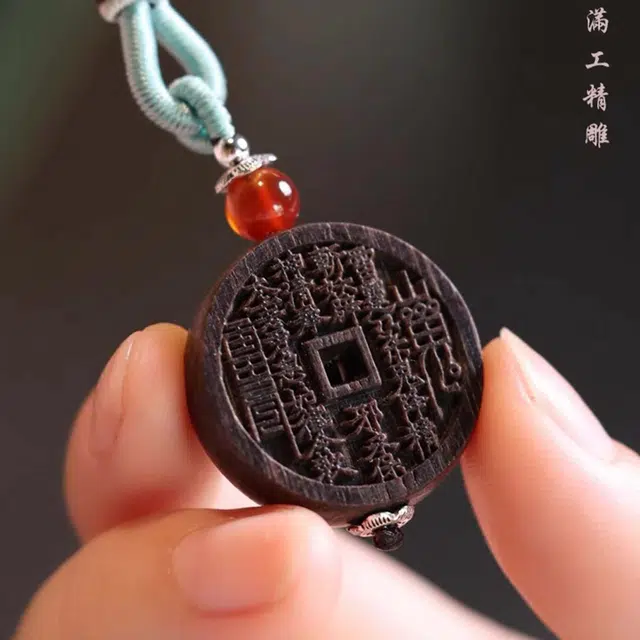 檀欣 【天宫赐福】八方来财平安吉祥山鬼花钱本命年转运手工编织锁骨链 招财纳福 挂件#好运 檀木 项链 男女同款情侣款