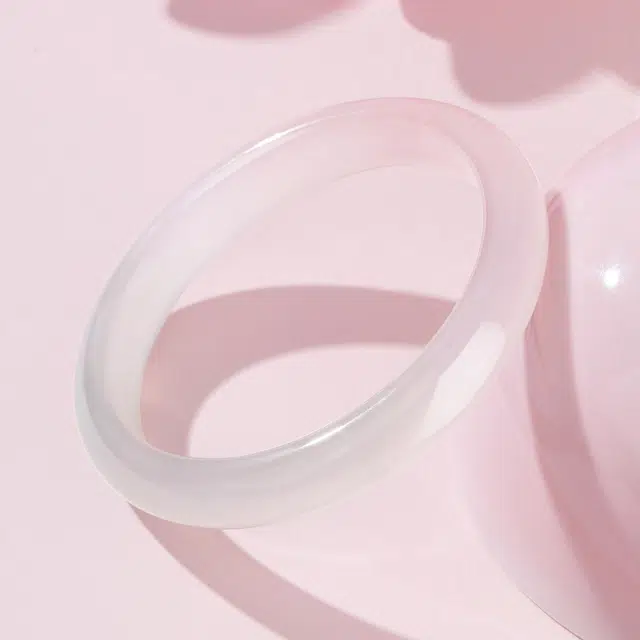 【甄选精品】 老凤祥 甜美时尚轻奢高级感镯子 玛瑙 手镯 女款