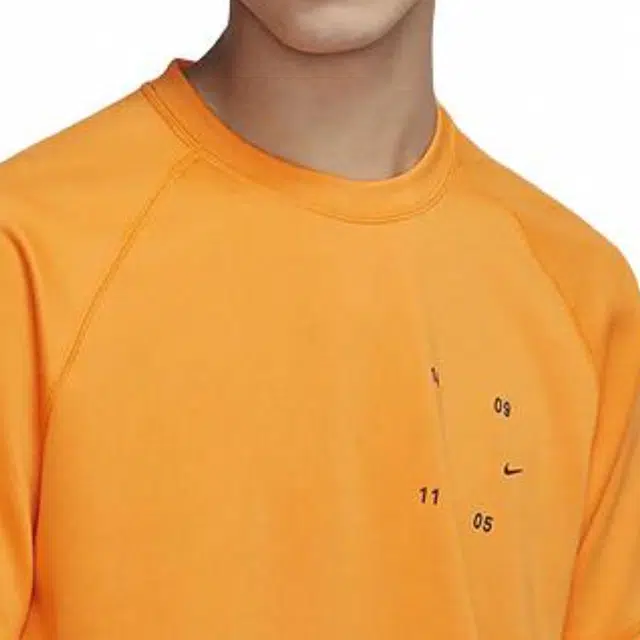 Nike SPORTSWEAR TECH PACK T