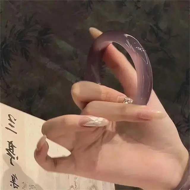 兰慕茵诺 素圈显白葡萄冻 新中式国潮韵味美人镯 一步一响古风精致素雅气质#好运 玉髓 玉石手镯 女款