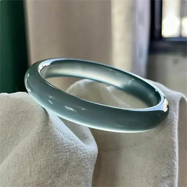 兰慕茵诺 新中式国潮库里蓝古风清冷感 典雅温婉气质显白 搭配汉服旗袍显白 #好运 玉髓 手镯 女款