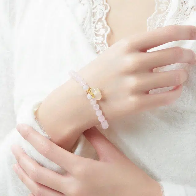 DAISY BEAUTY