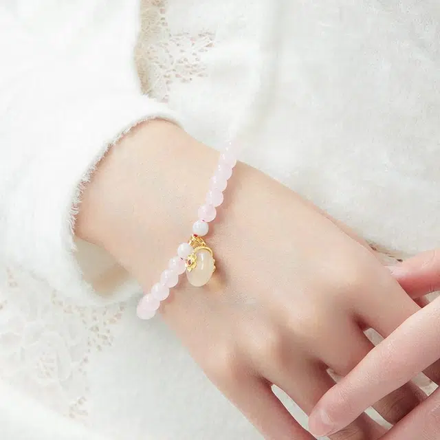 DAISY BEAUTY