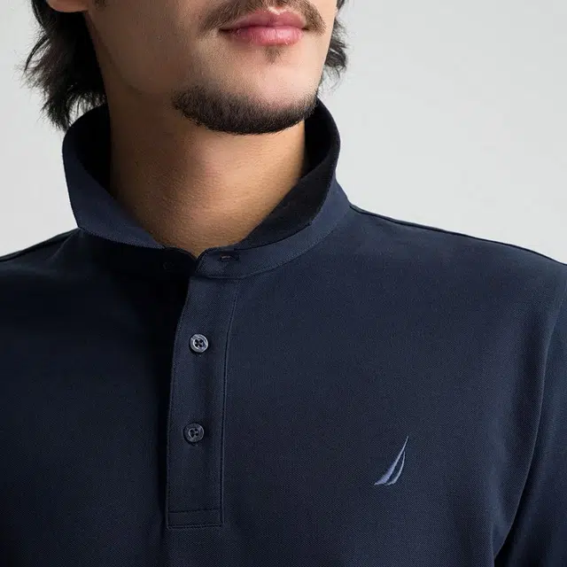 NAUTICA T