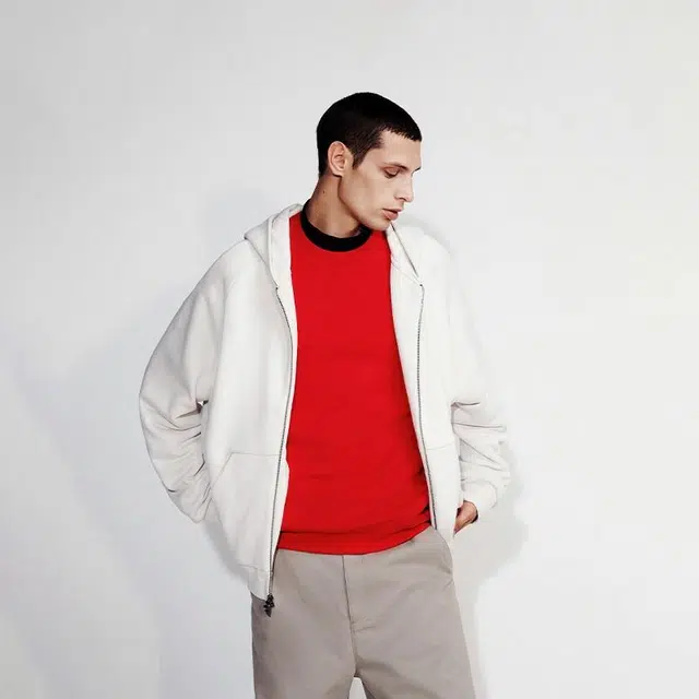 CALVIN KLEIN