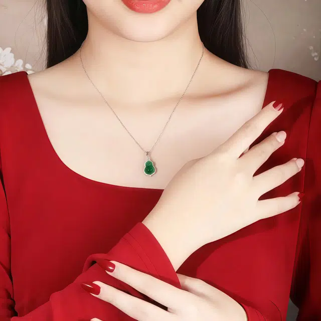 帝苏行 翠福临门华贵非凡 新中式国潮 吉祥如意平安顺遂 好运 简约小众设计 玉髓 项链 女款