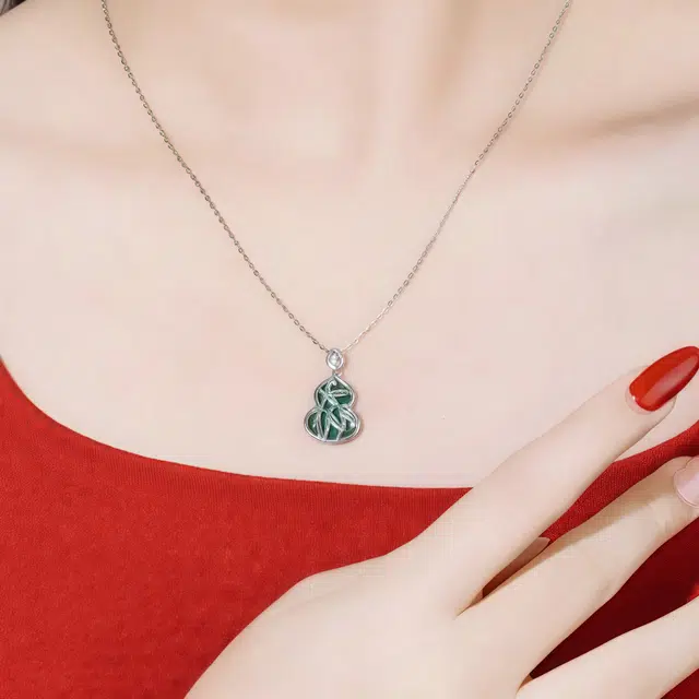 帝苏行 竹节葫芦典雅精致 新中式国潮 吉祥如意平安顺遂 简约小众设计 玉髓 项链 女款
