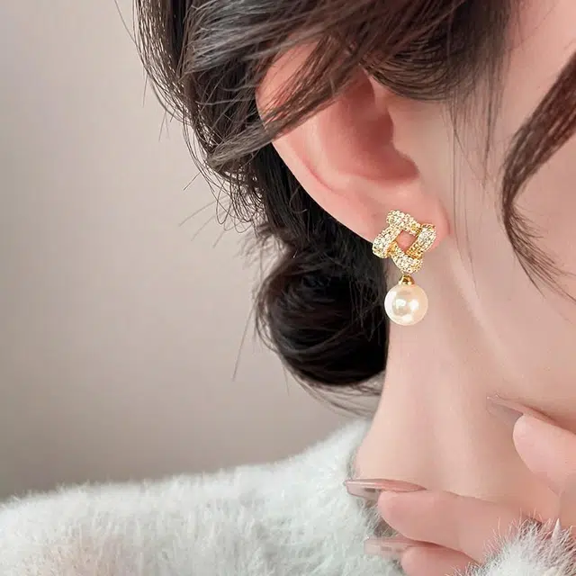 韵系 轻奢高级感几何方形仿珍珠 铜镀金 耳环 女款