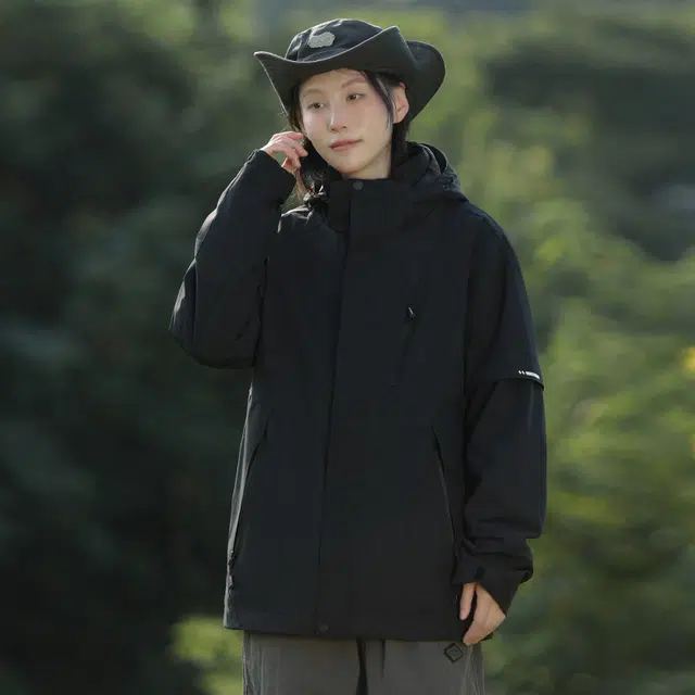 雅鹿  工装三合一纯色宽松  防水防风防紫外线透气耐磨冲锋衣 男女同款 黑色