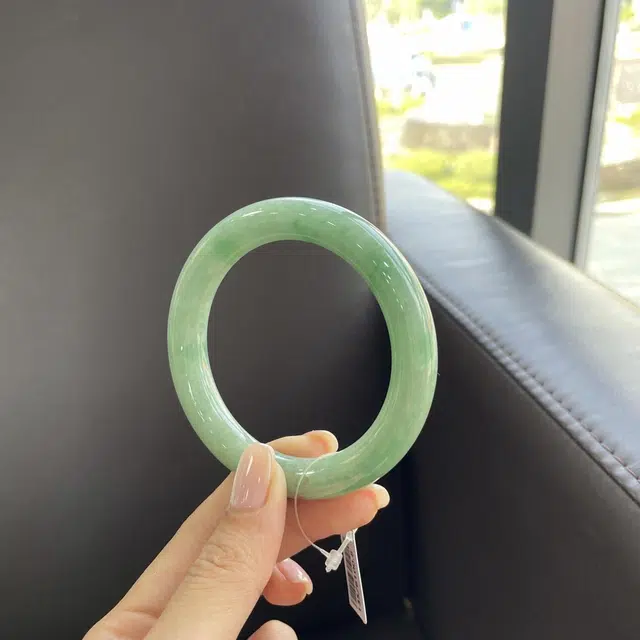翠亨祥 优雅大气 糯种 翡翠手镯 女款