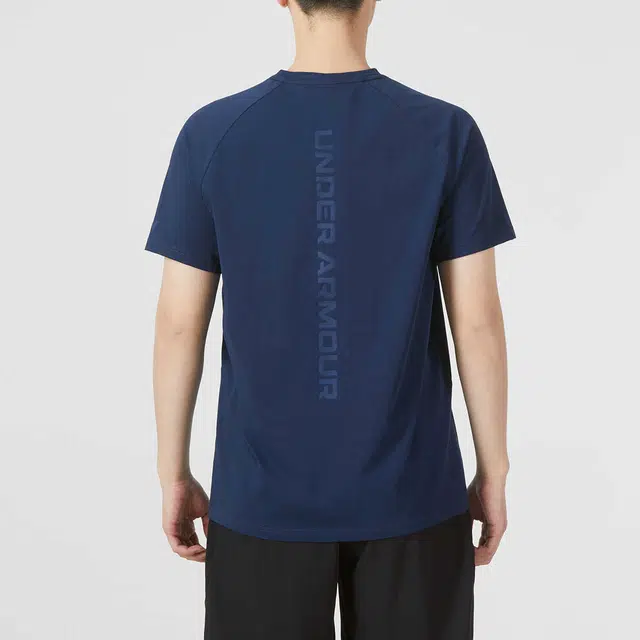 Under Armour Logo T