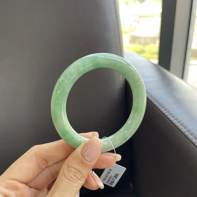 翠亨祥 优雅大气 糯种 翡翠手镯 女款