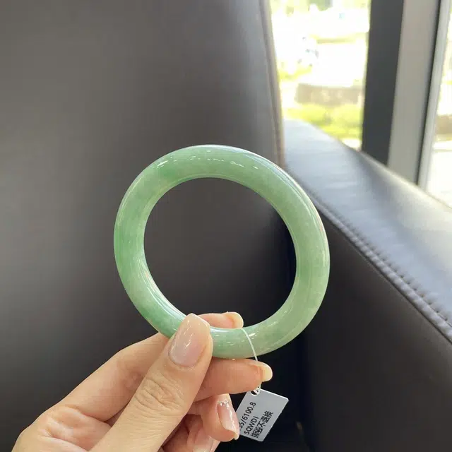 翠亨祥 优雅大气 糯种 翡翠手镯 女款