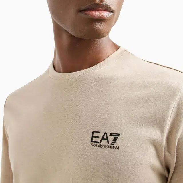 EMPORIO ARMANI EA7 T