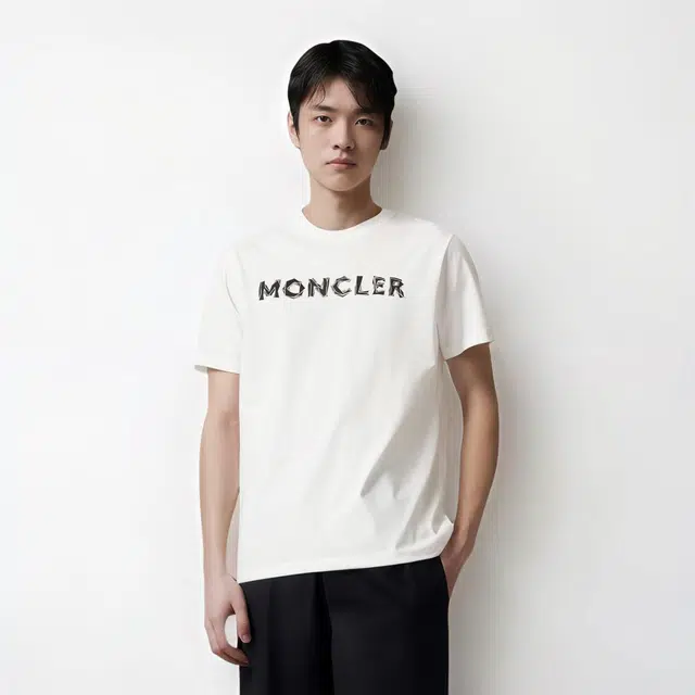Moncler T