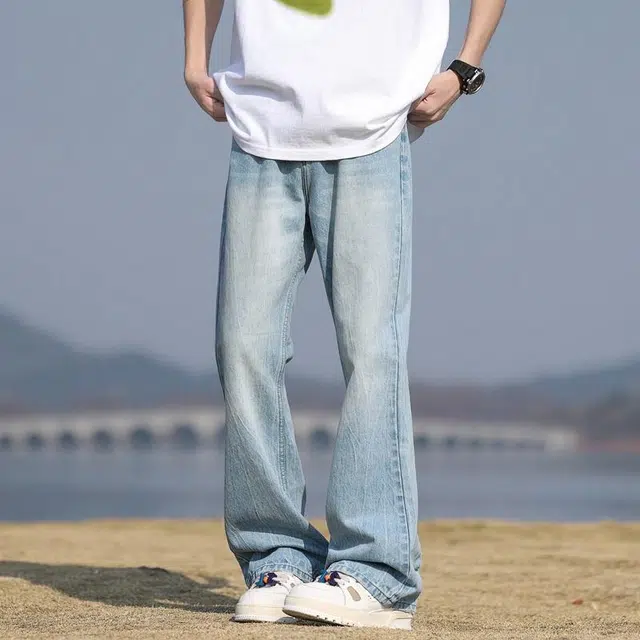 【dme】 水洗纯色百搭日常直筒宽松微喇牛仔裤 男女同款 冰川蓝色