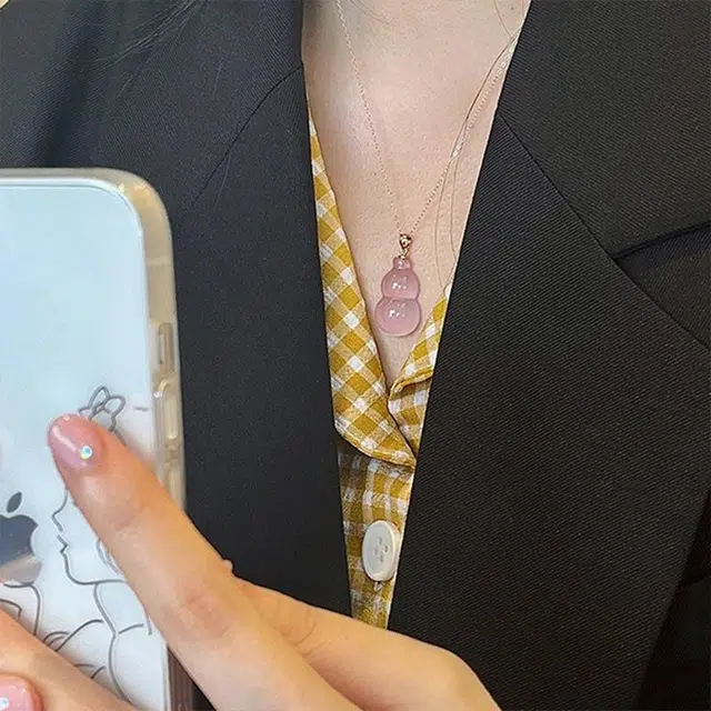 鸳鸯金楼 招财桃花福禄葫芦  新中式国潮经典温柔桃花粉吉祥如意路路通锁骨链 仙女粉 玛瑙 项链 女款