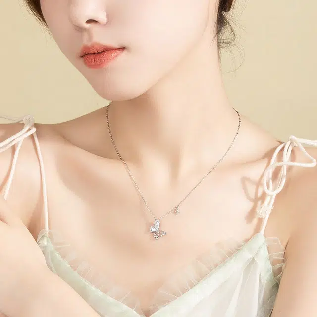 S925